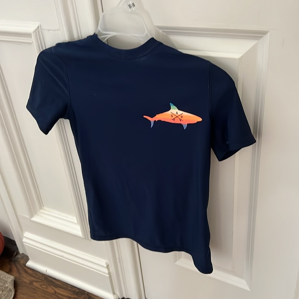 Gap rashguard size medium